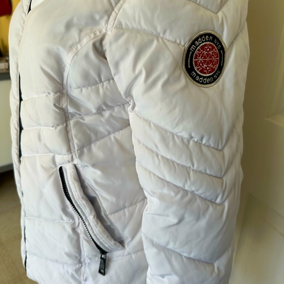 Women’s Steve Madden hooded white fur hooded ski jacket coat L - Picture 7 of 7